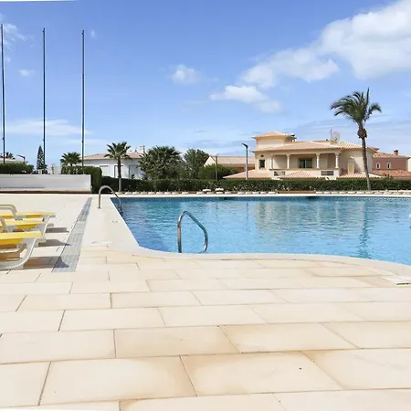 Apartamento Palmeira B00d - 600m From The Beach - Free Wifi - By Bedzy *